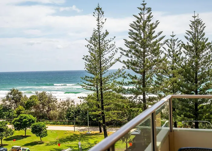 Holiday Haven On Burleigh Beach