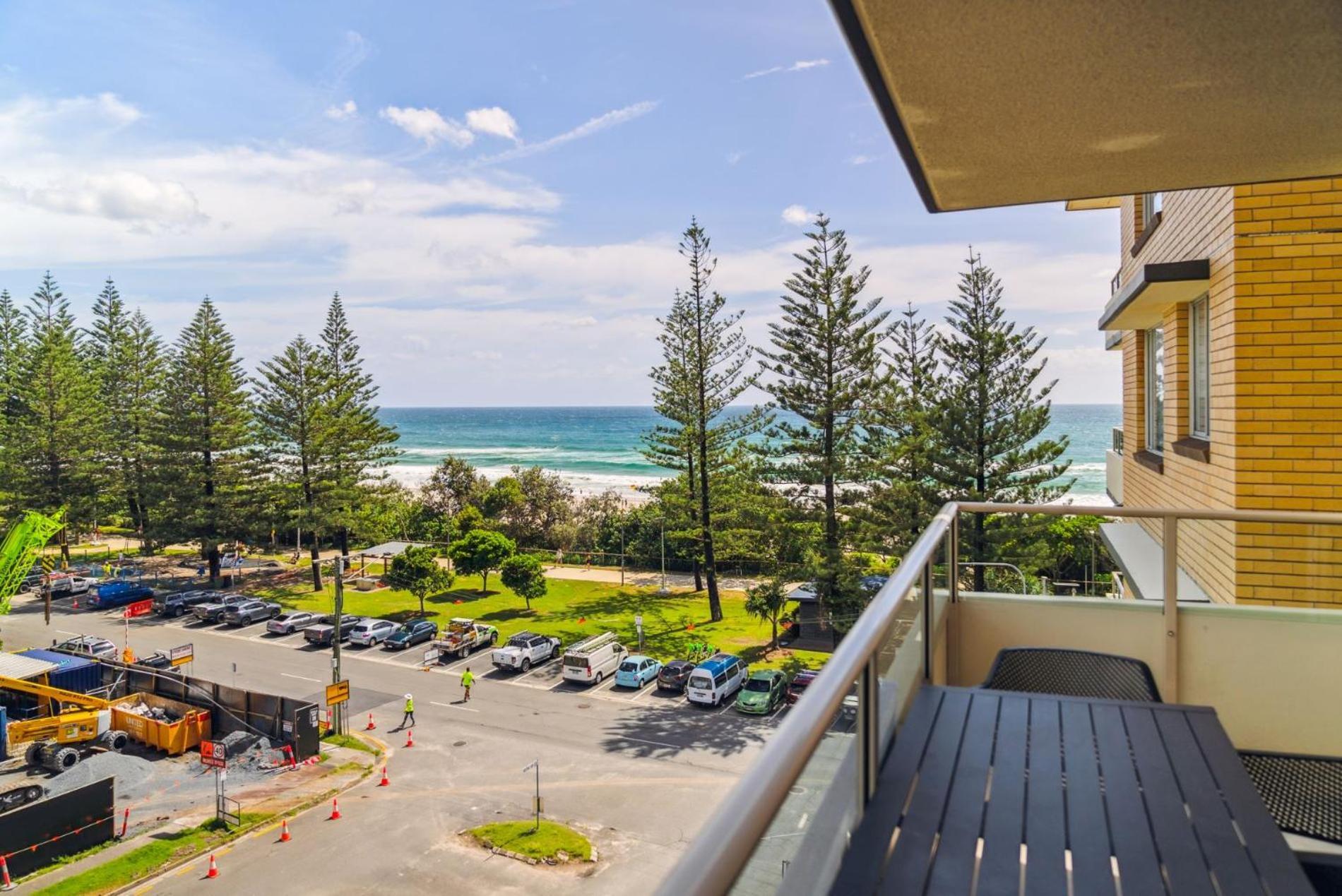 Haven On Burleigh Apartment *